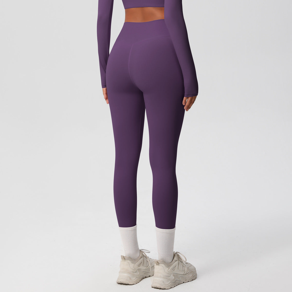 The Core Edit – Motion Leggings