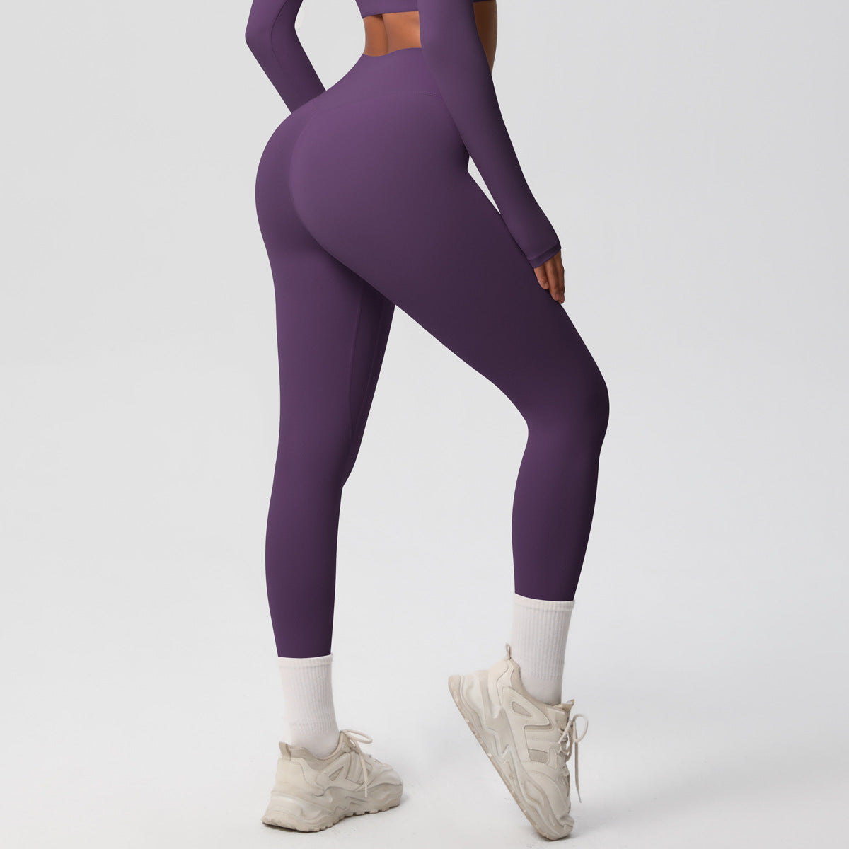 The Core Edit – Motion Leggings