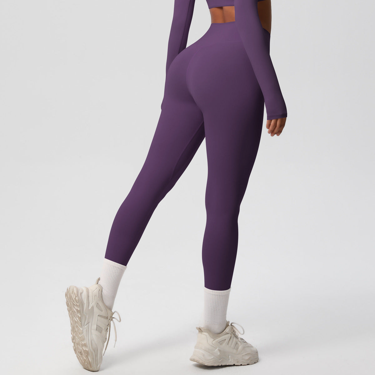 The Core Edit – Motion Leggings