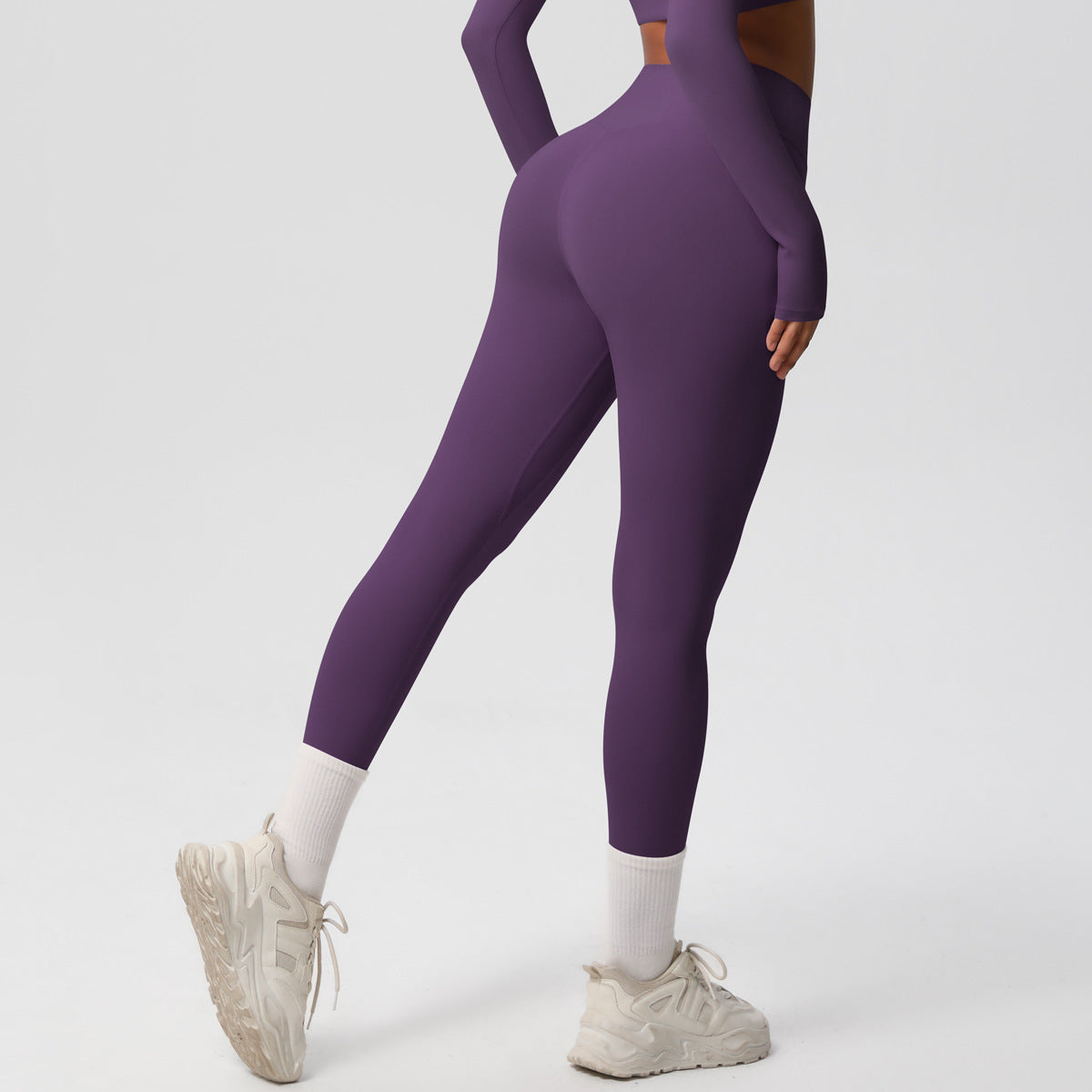The Core Edit – Motion Leggings