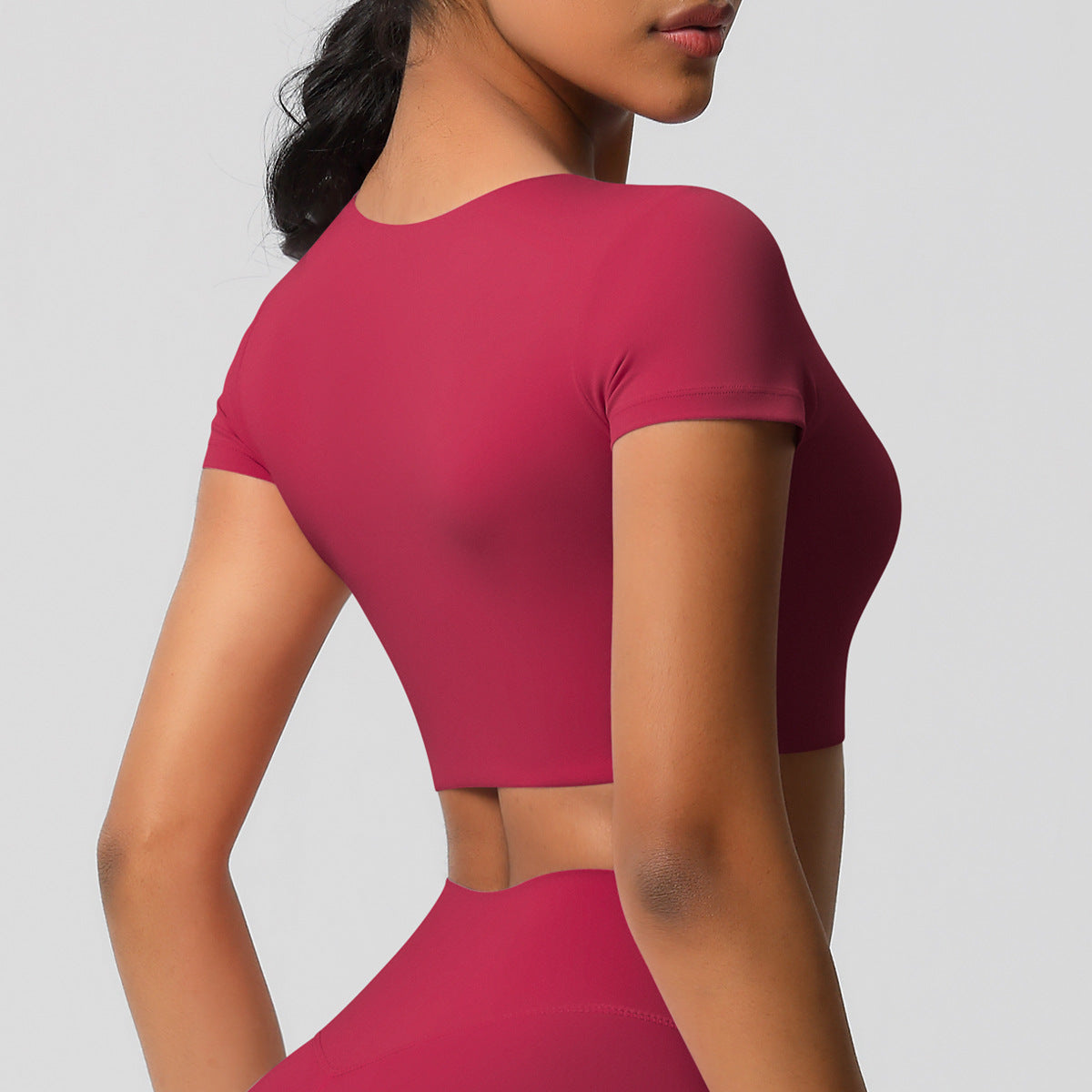 The Core Edit – Form Crop Tee