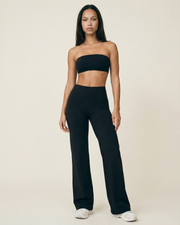 The Core Edit – Motion Flare Leggings