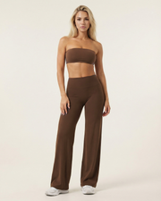The Core Edit – Motion Flare Leggings