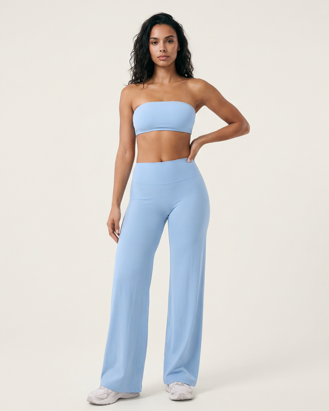 The Core Edit – Motion Flare Leggings