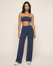 The Core Edit – Motion Flare Leggings