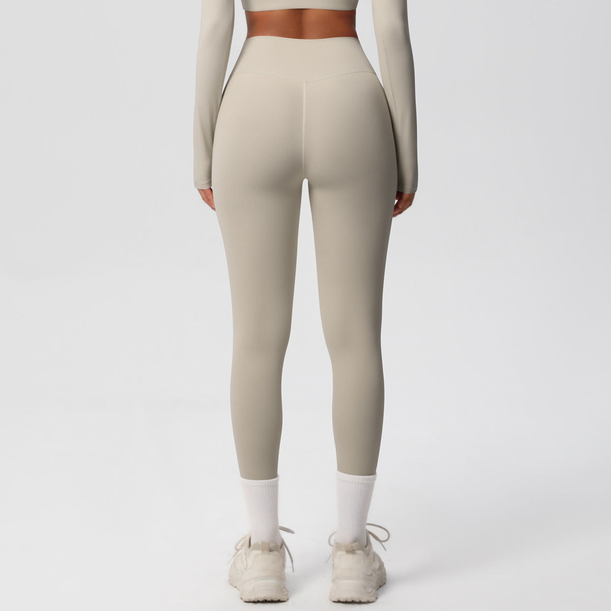 The Core Edit – Motion Leggings