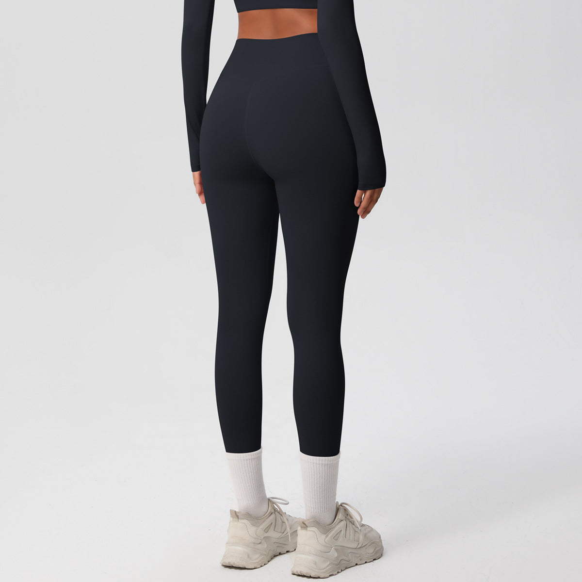 The Core Edit – Motion Leggings