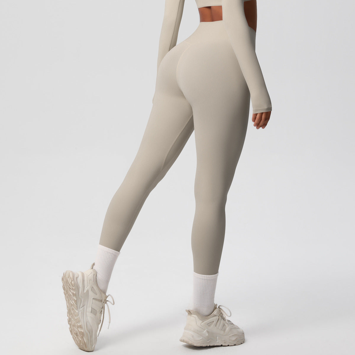 The Core Edit – Motion Leggings