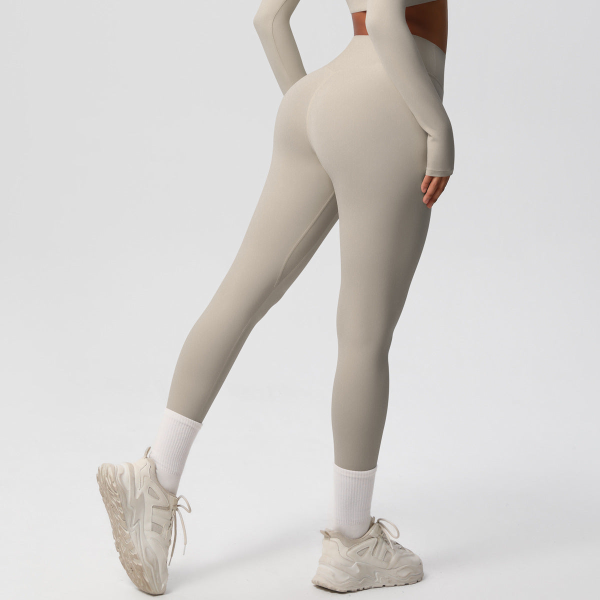 The Core Edit – Motion Leggings