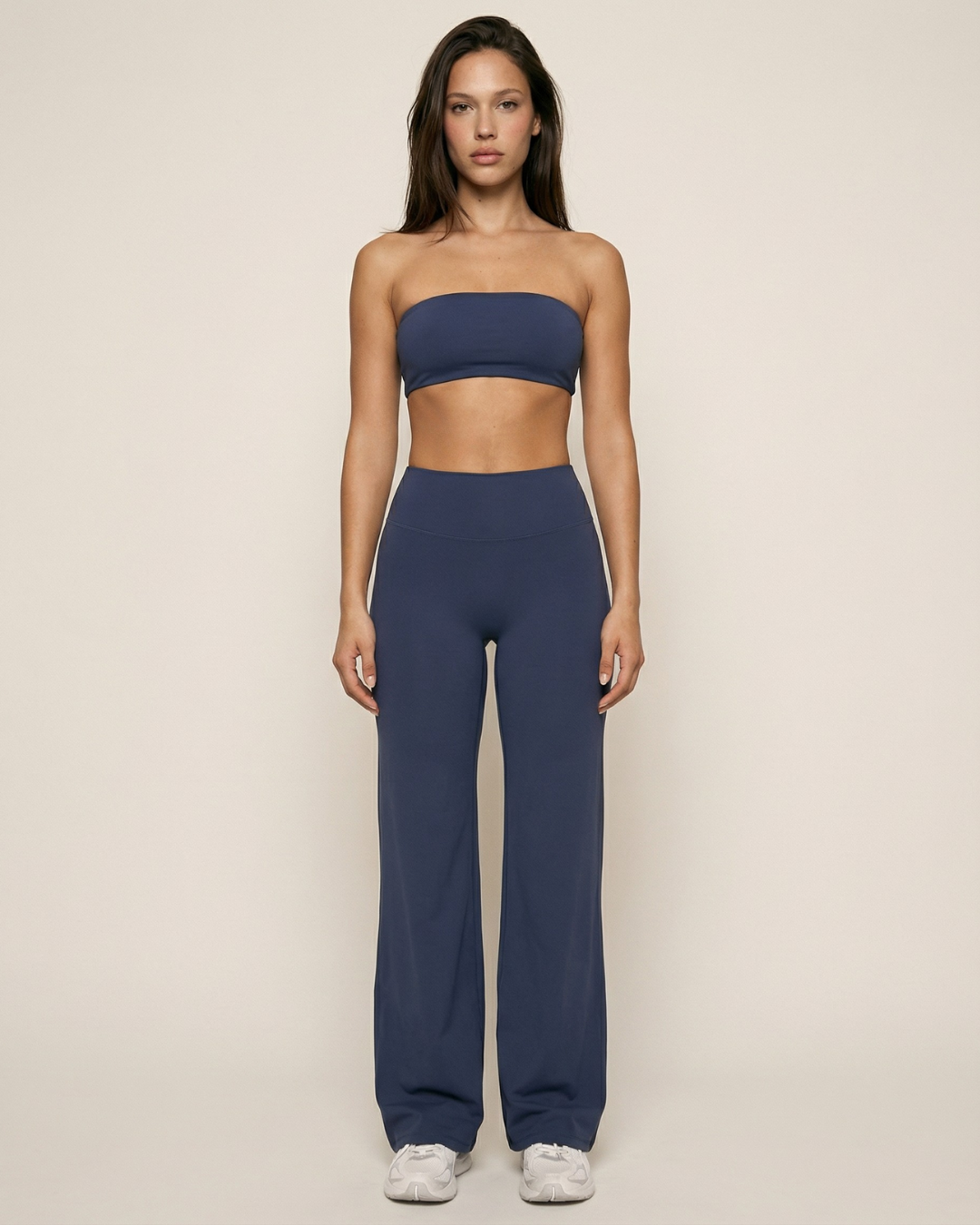 The Core Edit – Motion Flare Leggings