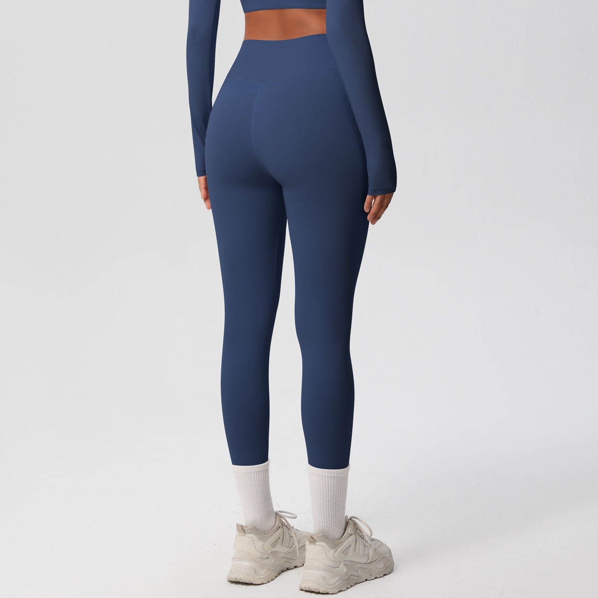 The Core Edit – Motion Leggings