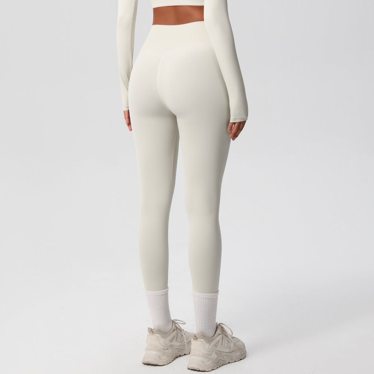 The Core Edit – Motion Leggings