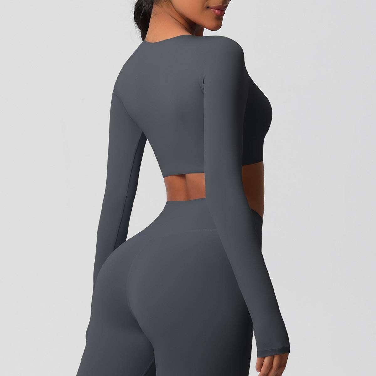 The Core Edit – Form Crop Longsleeve