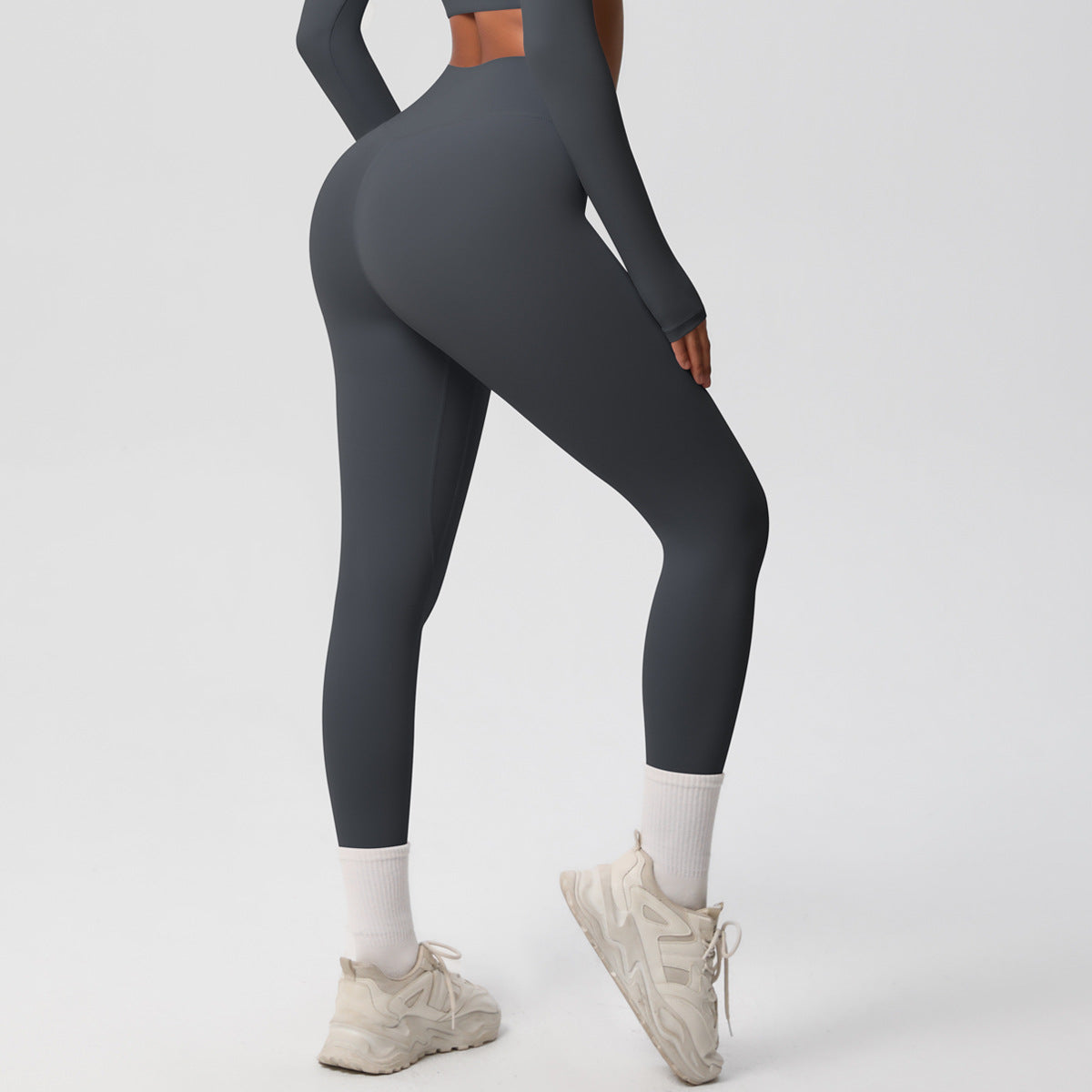 The Core Edit – Motion Leggings