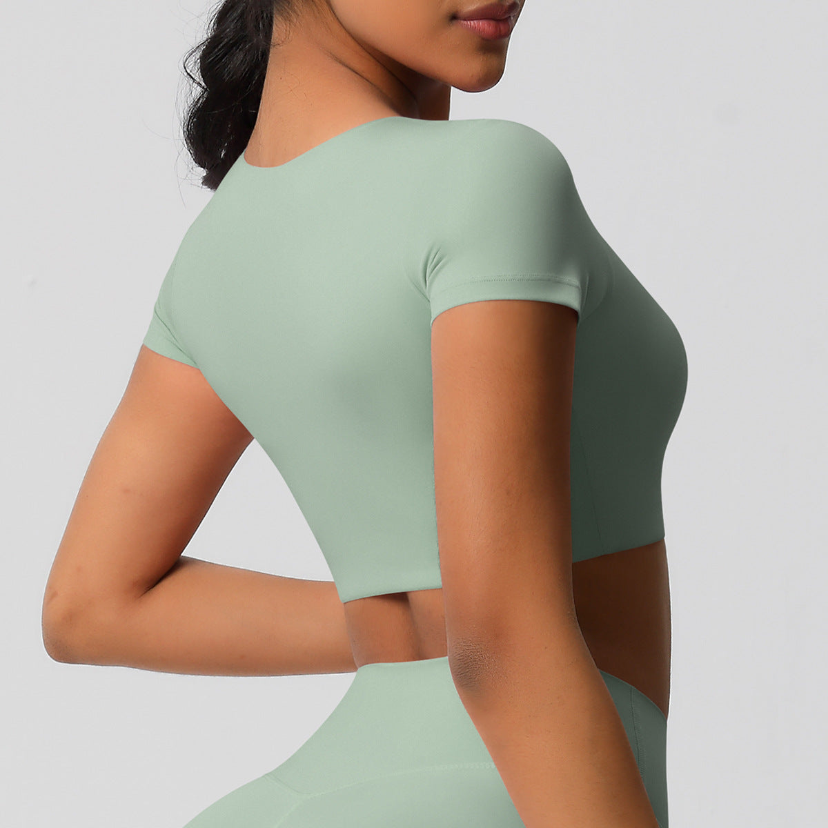 The Core Edit – Form Crop Tee