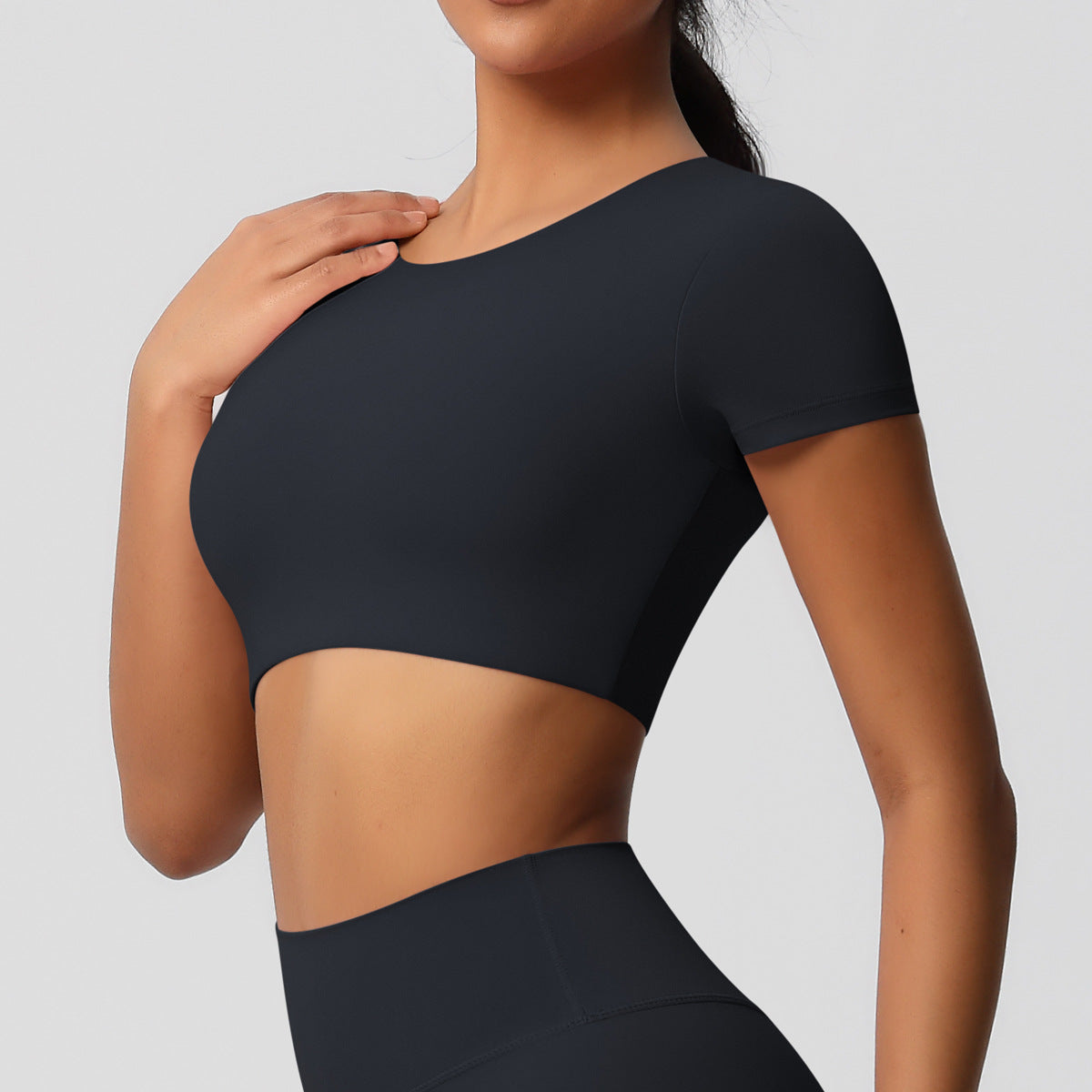 The Core Edit – Form Crop Tee