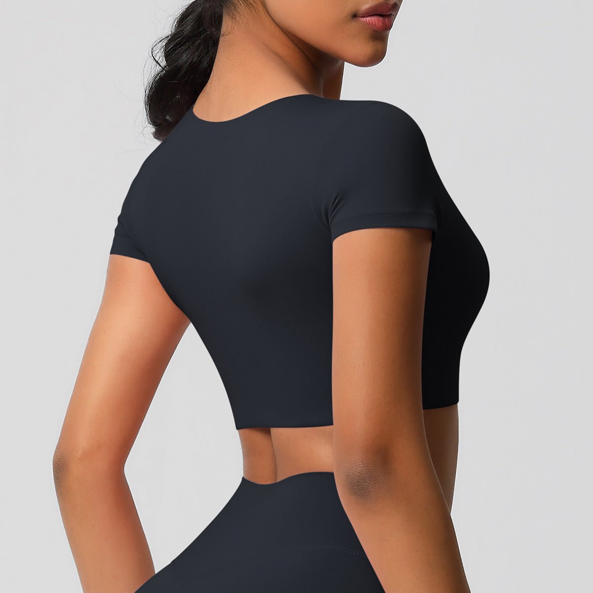 The Core Edit – Form Crop Tee