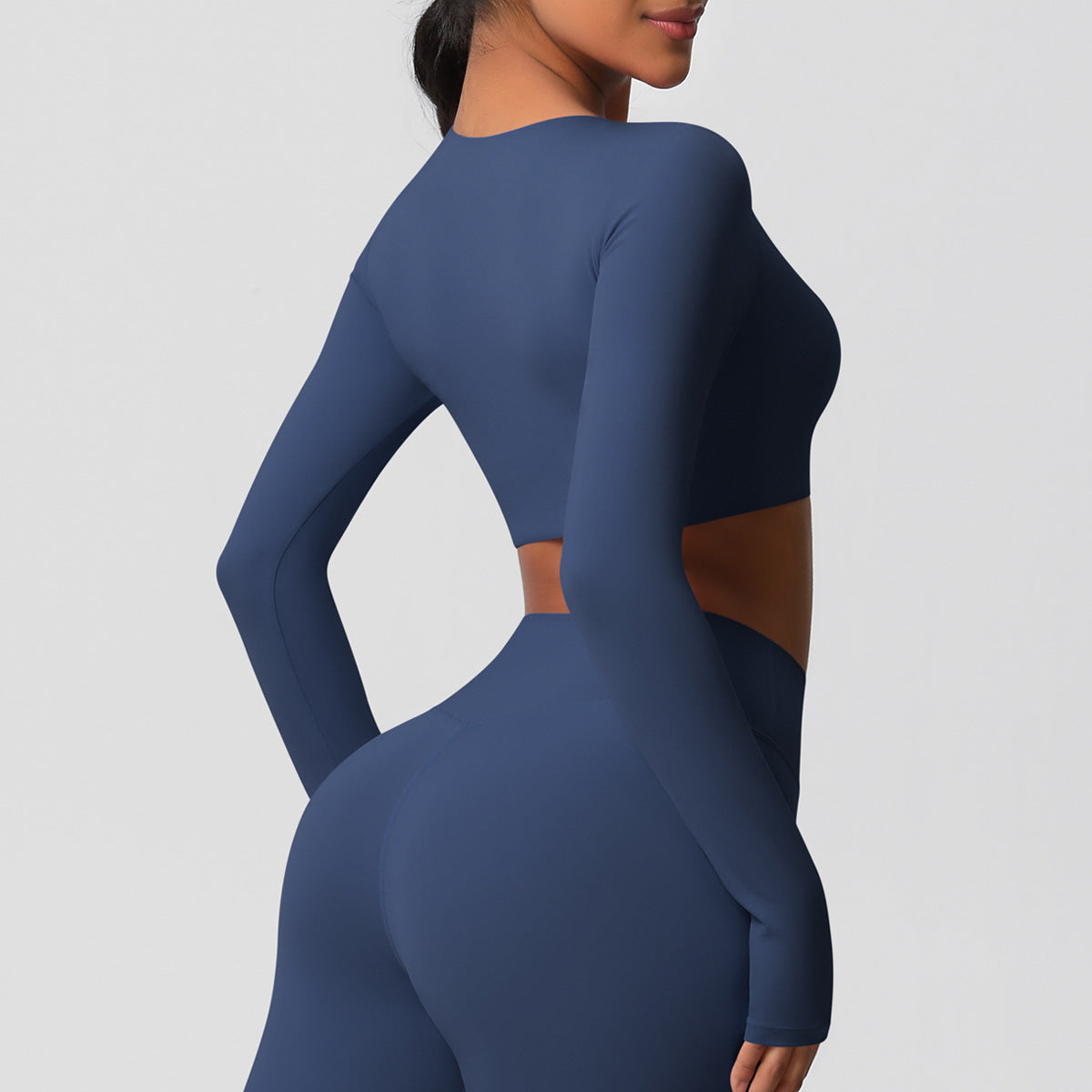 The Core Edit – Form Crop Longsleeve