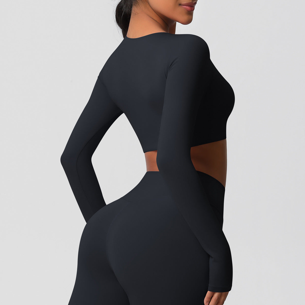 The Core Edit – Form Crop Longsleeve