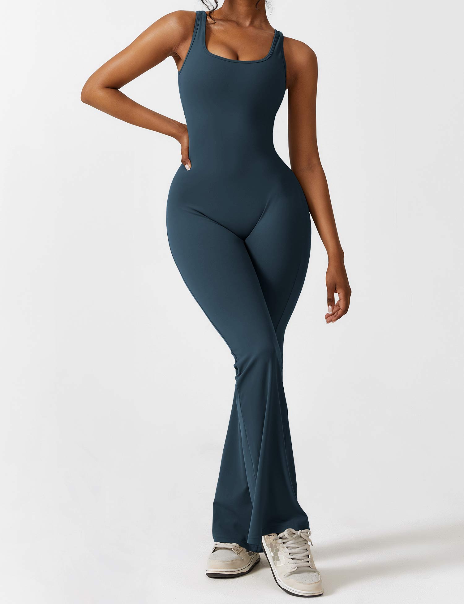 V Sculpt – Peak Flare Jumpsuit