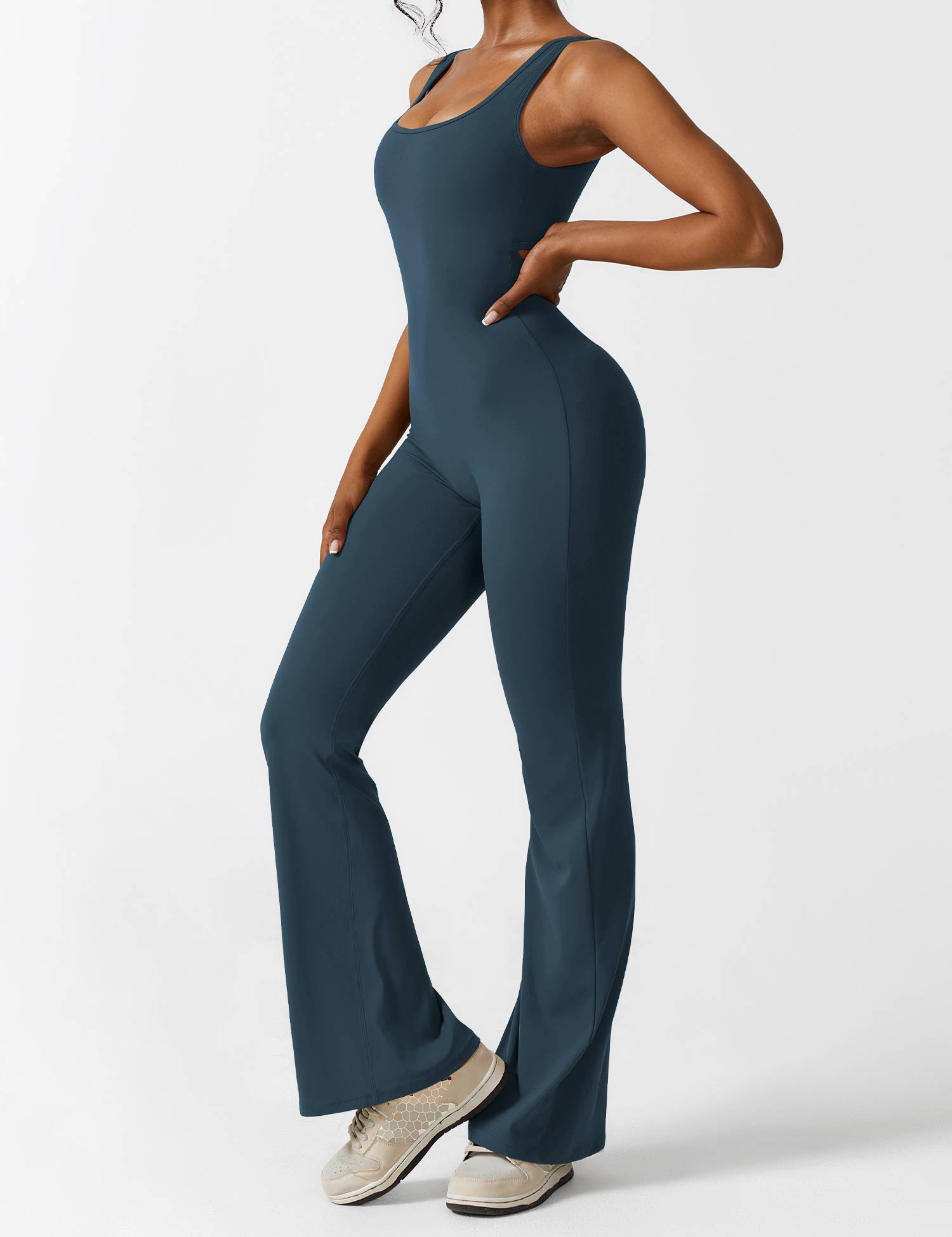 V Sculpt – Peak Flare Jumpsuit