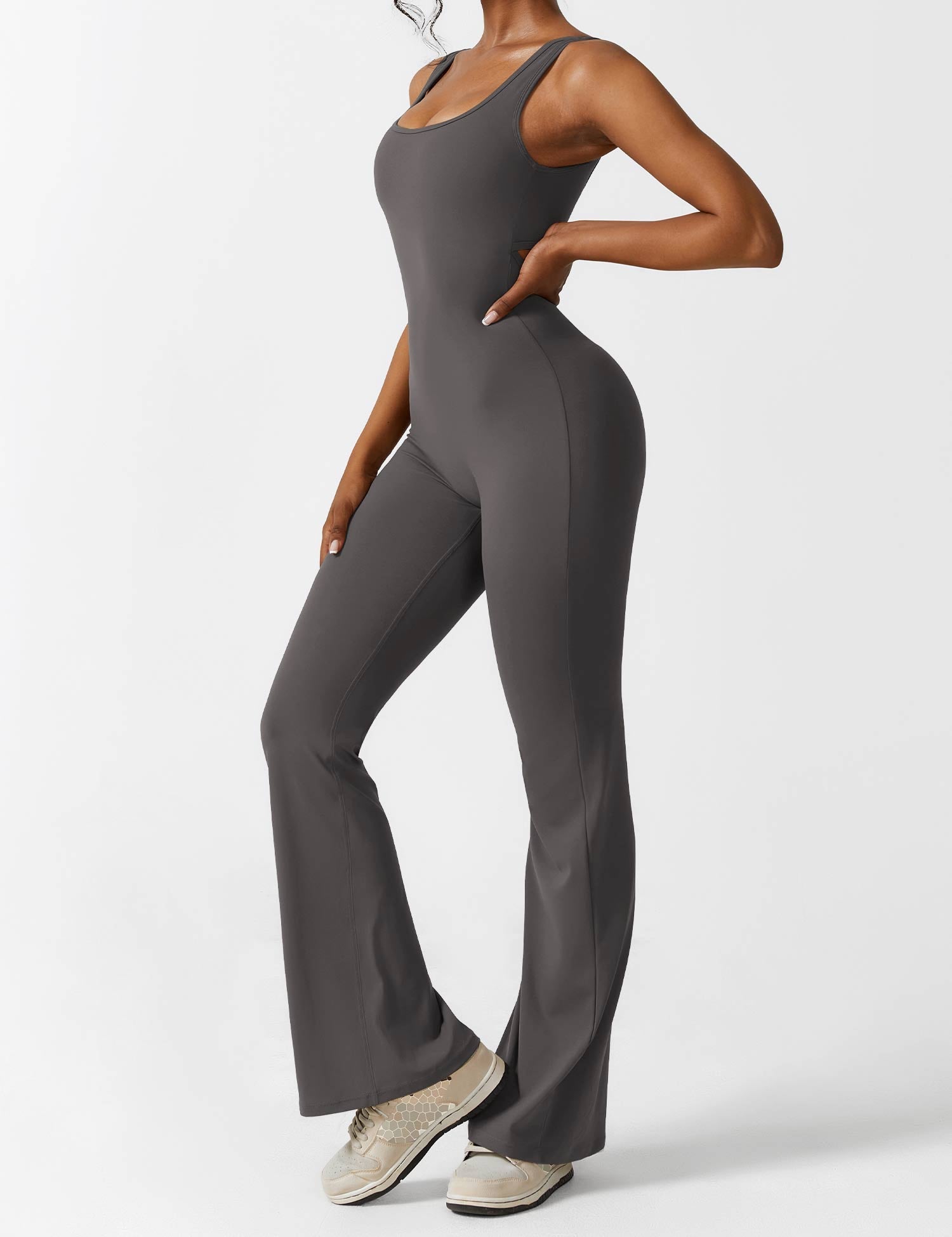 V Sculpt – Peak Flare Jumpsuit